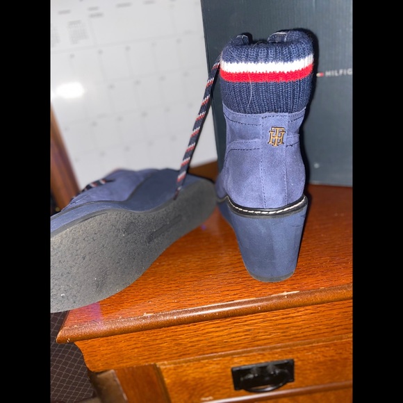 Tommy Hilfiger Wedge Sneakers - Picture 3 of 6